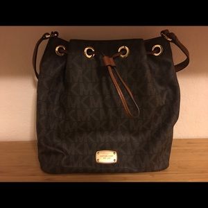 MICHAEL Michael Kors Jules Drawstring Shoulder Bag